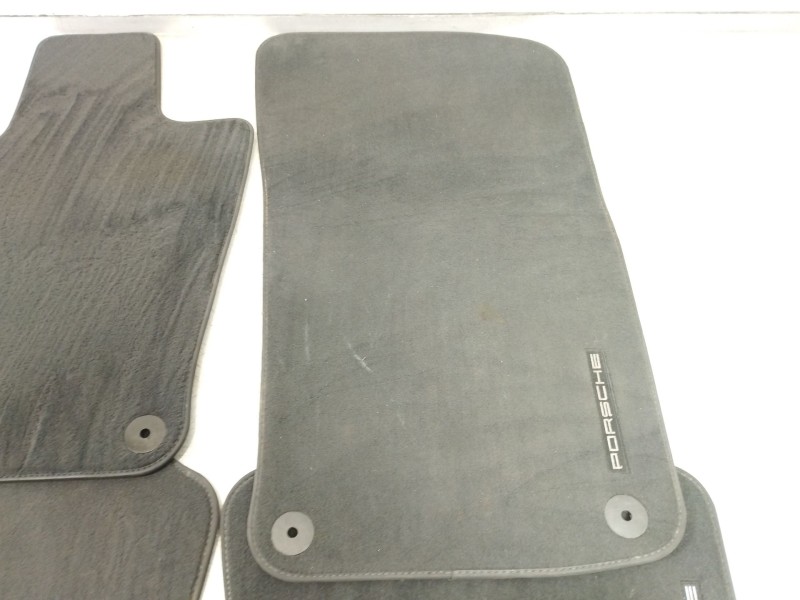 Recambio de juego de alfombrillas para porsche panamera diesel referencia OEM IAM   