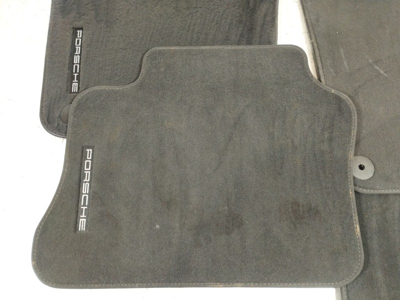 Recambio de juego de alfombrillas para porsche panamera diesel referencia OEM IAM   