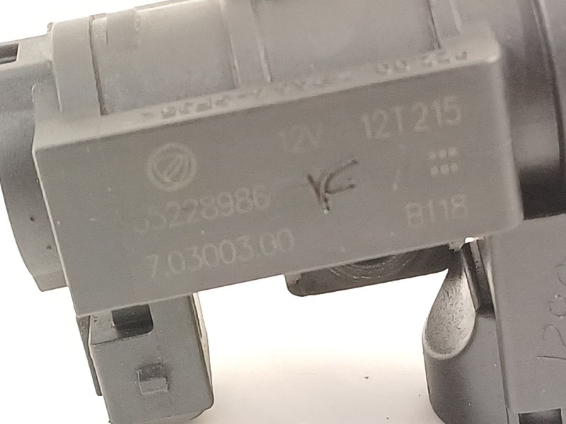 Recambio de valvula aire adicional para peugeot bipper avantage referencia OEM IAM 55228986  