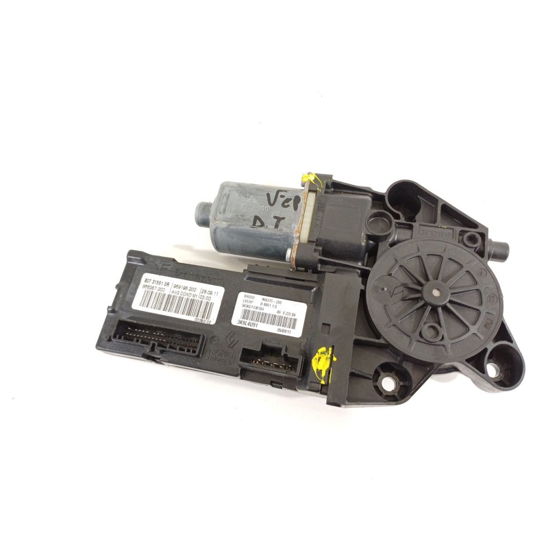 Recambio de motor elevalunas delantero izquierdo para renault megane iii berlina 5 p dynamique referencia OEM IAM 807315510R  
