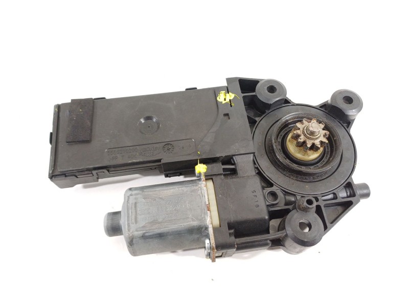 Recambio de motor elevalunas delantero izquierdo para renault megane iii berlina 5 p dynamique referencia OEM IAM 807315510R  