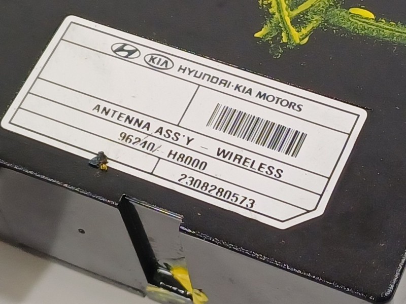 Recambio de modulo electronico para kia stonic (ybcuv) platinum edition referencia OEM IAM 96240h8000  