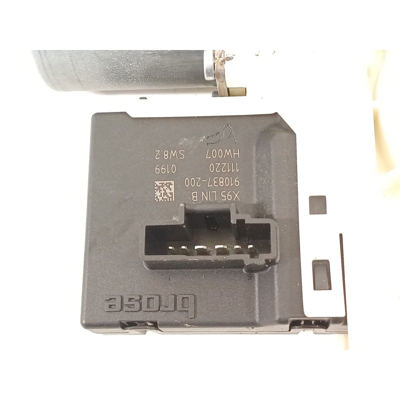 Recambio de motor elevalunas trasero derecho para renault megane iii sport tourer business referencia OEM IAM 827306548R  