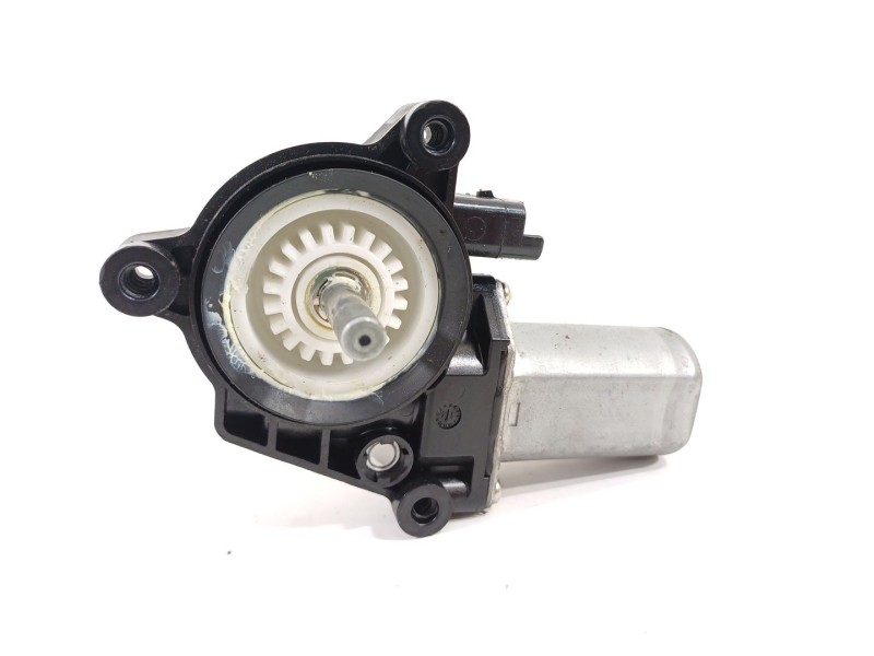 Recambio de motor elevalunas trasero derecho para nissan qashqai (j11) tekna premium referencia OEM IAM GB558RC  C17689100