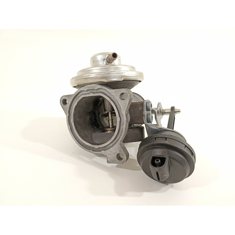 Recambio de valvula egr para audi a2 (8z) 1.4 tdi (55kw) referencia OEM IAM 045131501D  038129637C