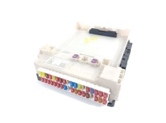 Recambio de caja reles / fusibles para toyota corolla e21 corolla tup referencia OEM IAM 827301A020  