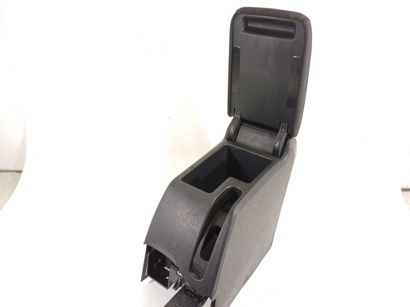 Recambio de apoyabrazos central para volkswagen golf vi (5k1) gti referencia OEM IAM 1K5864251C  