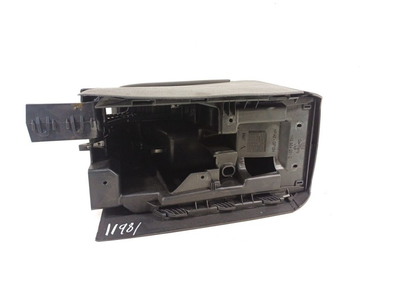 Recambio de apoyabrazos central para volkswagen golf vi (5k1) gti referencia OEM IAM 1K5864251C  