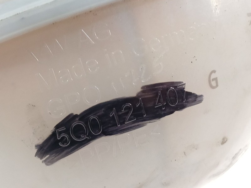 Recambio de deposito expansion para seat leon sc (5f5) fr referencia OEM IAM 5Q0121407G  