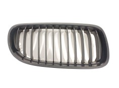 Recambio de rejilla delantera para bmw serie 3 berlina (e90) 320d referencia OEM IAM 51137201968  
