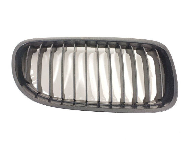 Recambio de rejilla delantera para bmw serie 3 berlina (e90) 320d referencia OEM IAM 51137201968  