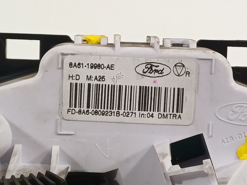 Recambio de mando climatizador para ford fiesta (cb1) ambiente referencia OEM IAM 8A6119980AE  