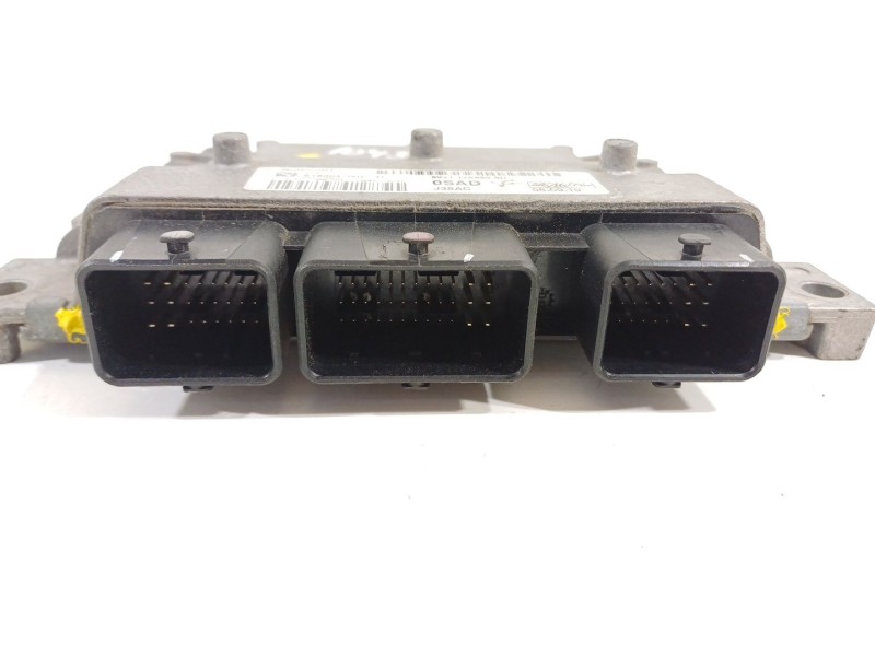 Recambio de centralita motor uce para ford fiesta (cb1) ambiente referencia OEM IAM 8V2112A650SD S180047002 