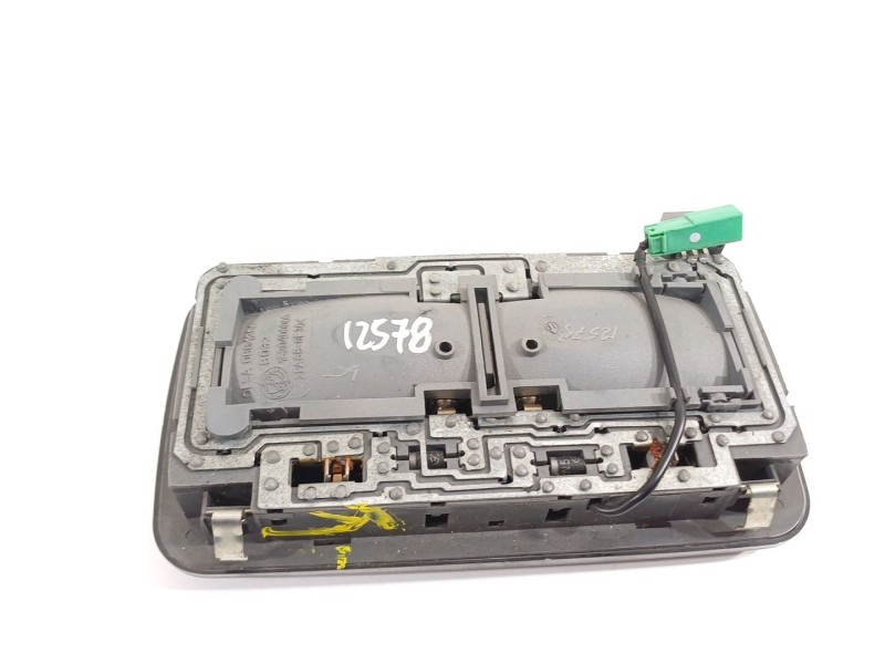 Recambio de luz interior para fiat ducato combi 30 (290) 130 (l1h1) referencia OEM IAM 1520400000  7355944530