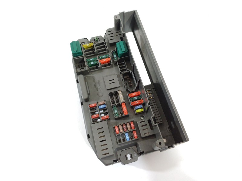 Recambio de caja reles / fusibles para bmw x5 (e70) xdrive30d referencia OEM IAM 693169003 55873361030101 191212152714