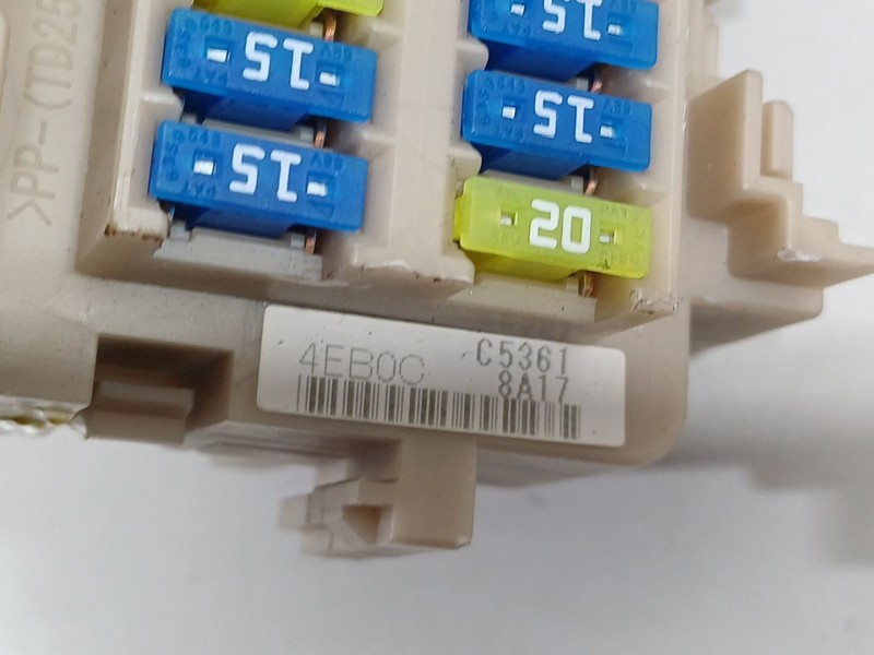 Recambio de caja reles / fusibles para nissan qashqai (j11) 1.6 dci turbodiesel cat referencia OEM IAM 4EB0CC5361  243504EB0C