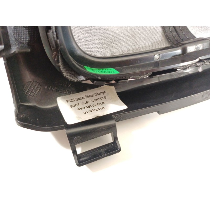 Recambio de pomo palanca cambio para nissan qashqai (j11) 1.6 dci turbodiesel cat referencia OEM IAM 96935HV51A  328654EA0A