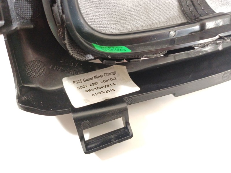 Recambio de pomo palanca cambio para nissan qashqai (j11) 1.6 dci turbodiesel cat referencia OEM IAM 96935HV51A  328654EA0A