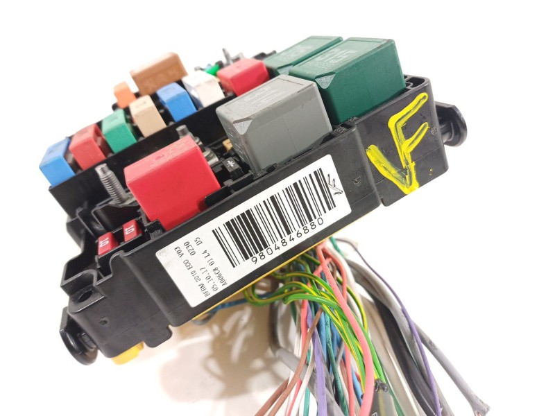 Recambio de caja reles / fusibles para citroën c3 elle referencia OEM IAM 9804846880  BFRM2010ECOV03