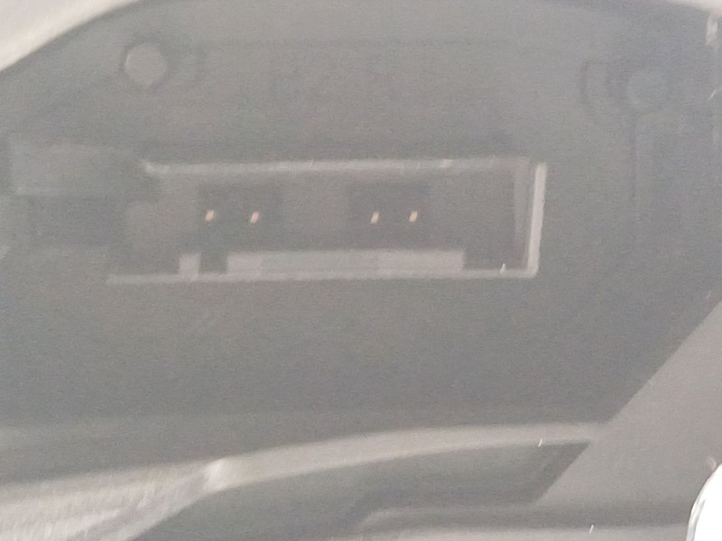 Recambio de cerradura puerta trasera derecha para bmw x5 (e70) xdrive30d referencia OEM IAM 51227318414  