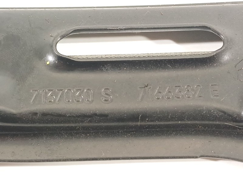 Recambio de elevalunas trasero derecho para bmw x5 (e70) xdrive30d referencia OEM IAM 67627166382 7137030 67627267692