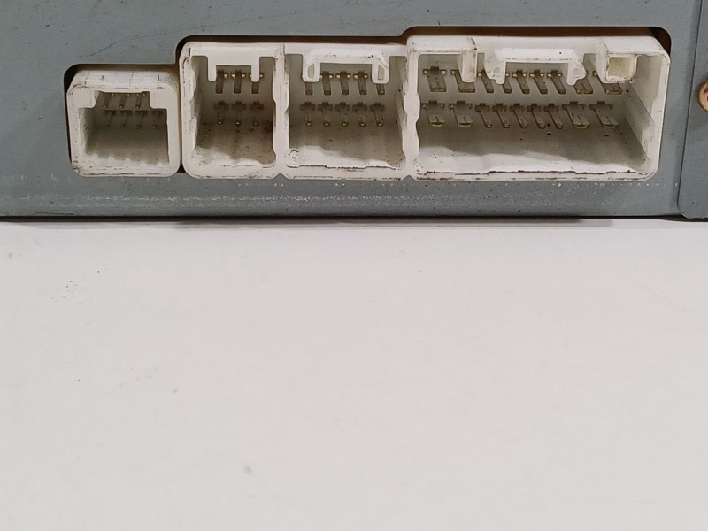 Recambio de modulo electronico para toyota avensis wagon (t25) 2.0 d-4d executive referencia OEM IAM 8684153040 4621000455 