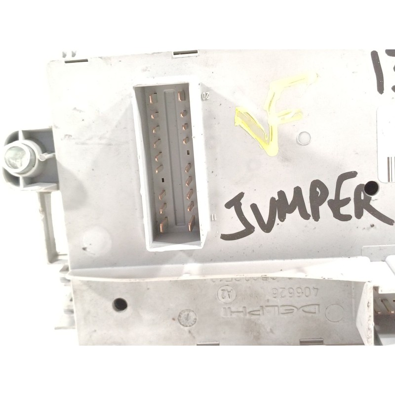 Recambio de caja reles / fusibles para citroën jumper ii furgoneta 2.2 hdi 100 referencia OEM IAM 1361296080  