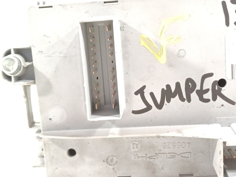 Recambio de caja reles / fusibles para citroën jumper ii furgoneta 2.2 hdi 100 referencia OEM IAM 1361296080  