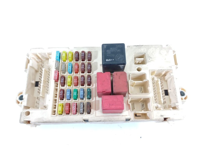Recambio de caja reles / fusibles para citroën jumper ii autobús 2.2 hdi 120 referencia OEM IAM 1349511080  