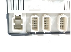 Recambio de caja reles / fusibles para renault megane iii sport tourer dynamique referencia OEM IAM 284B60008R 519339311 USMBD95 2