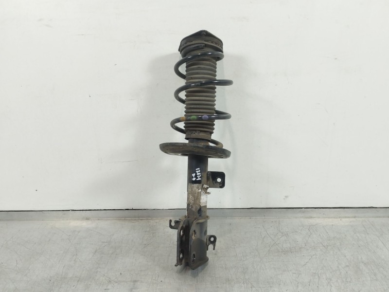 Recambio de amortiguador delantero derecho para peugeot 208 2020 referencia OEM IAM 98311689800  