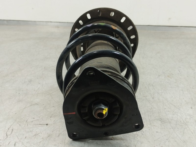 Recambio de amortiguador delantero derecho para peugeot 208 2020 referencia OEM IAM 98311689800  