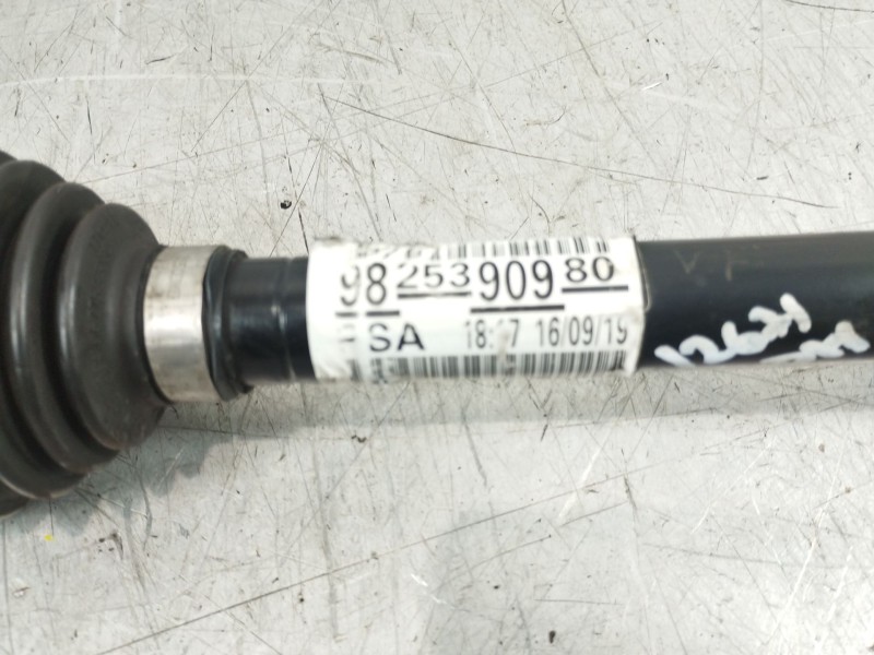 Recambio de transmision delantera derecha para peugeot 208 2020 referencia OEM IAM 9825390980  