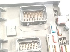 Recambio de caja reles / fusibles para kia carnival / grand carnival iii (vq) 2.2 crdi referencia OEM IAM 919504D240OP   2