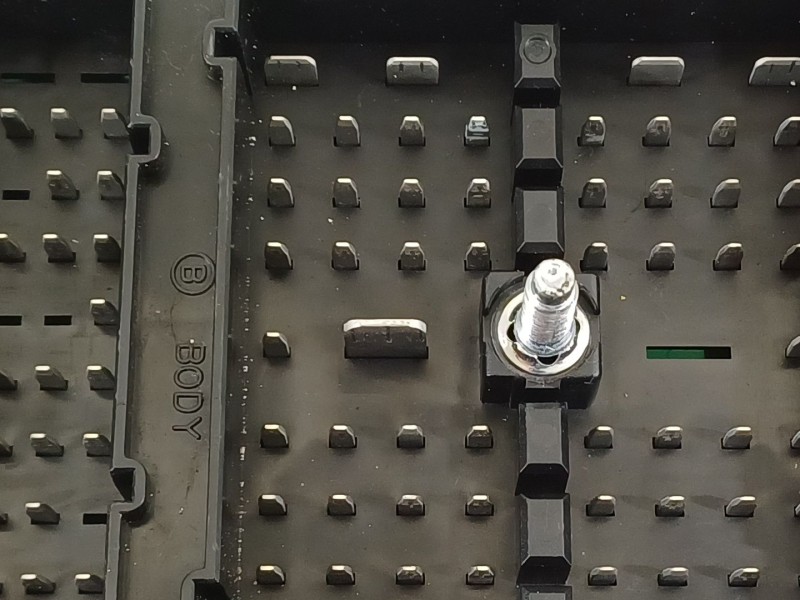 Recambio de caja reles / fusibles para chevrolet captiva van (c100) vcdi a las 4 ruedas referencia OEM IAM 07212D   Recambio de caja reles / fusibles para chevrolet captiva van (c100) vcdi a las 4 ruedas referencia OEM IAM 07212D