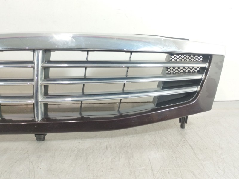 Recambio de rejilla delantera para ssangyong rexton 2.9 td gls referencia OEM IAM 7946308000  7946008000