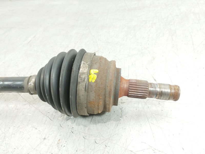 Recambio de transmision delantera izquierda para peugeot 208 2020 referencia OEM IAM 9825391080  