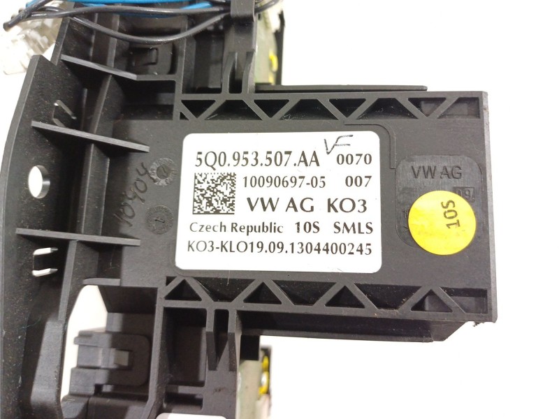 Recambio de mando intermitentes para volkswagen golf vii lim. advance bluemotion referencia OEM IAM 5Q0953507AA  5Q0953513P