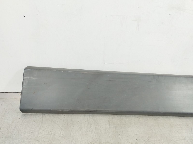 Recambio de moldura para fiat ducato combi 30 (290) 130 (l1h1) referencia OEM IAM 1307248070  