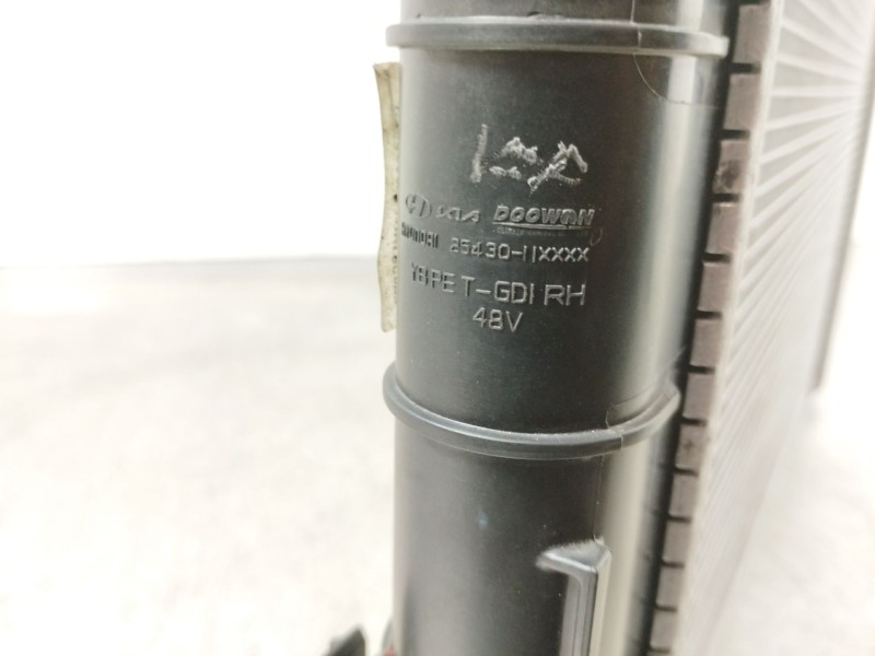 Recambio de radiador agua para kia stonic (ybcuv) platinum edition referencia OEM IAM 2543011xx  