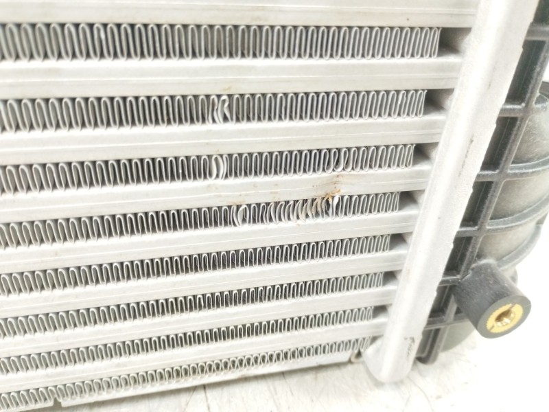 Recambio de intercooler para kia stonic (ybcuv) platinum edition referencia OEM IAM 2827007300  
