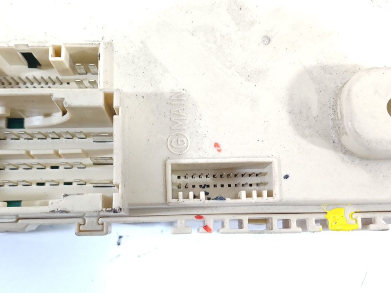 Recambio de caja reles / fusibles para hyundai i30 (gd) 1.4 cat referencia OEM IAM 91950A6021  