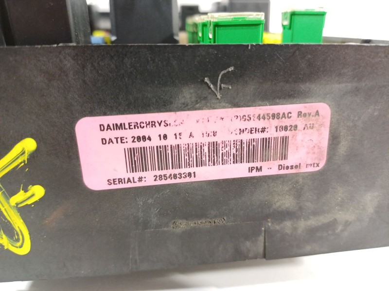 Recambio de caja reles / fusibles para chrysler voyager iv (rg, rs) 2.5 crd referencia OEM IAM 05144580AC  05144508AC