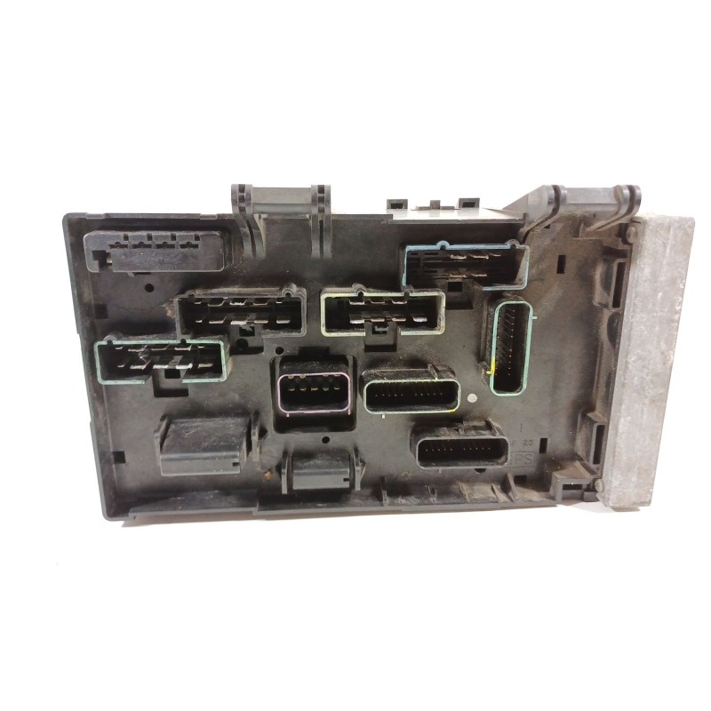 Recambio de caja reles / fusibles para chrysler voyager iv (rg, rs) 2.5 crd referencia OEM IAM 05144580AC  05144508AC