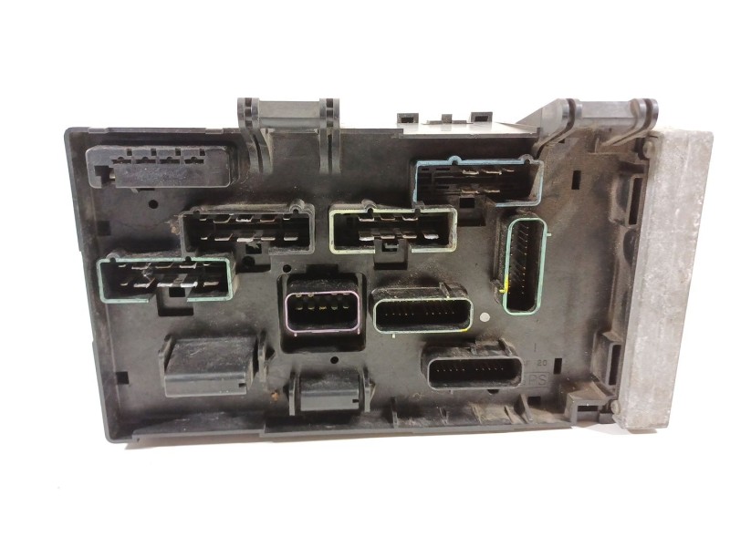 Recambio de caja reles / fusibles para chrysler voyager iv (rg, rs) 2.5 crd referencia OEM IAM 05144580AC  05144508AC
