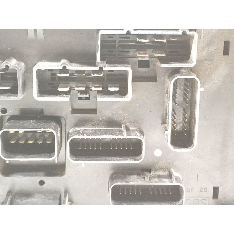 Recambio de caja reles / fusibles para chrysler voyager iv (rg, rs) 2.5 crd referencia OEM IAM 05144580AC  05144508AC