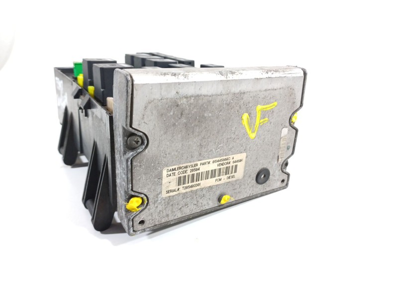 Recambio de caja reles / fusibles para chrysler voyager iv (rg, rs) 2.5 crd referencia OEM IAM 05144580AC  05144508AC