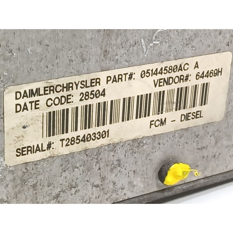 Recambio de caja reles / fusibles para chrysler voyager iv (rg, rs) 2.5 crd referencia OEM IAM 05144580AC  05144508AC