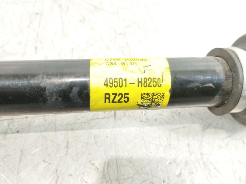 Recambio de transmision delantera derecha para kia stonic (ybcuv) platinum edition referencia OEM IAM 49501H8250  