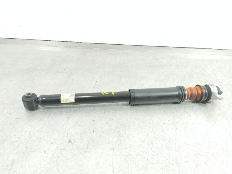 Recambio de amortiguador trasero izquierdo para kia stonic (ybcuv) platinum edition referencia OEM IAM 55300H8750  